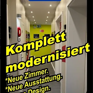 Pauli Hostal